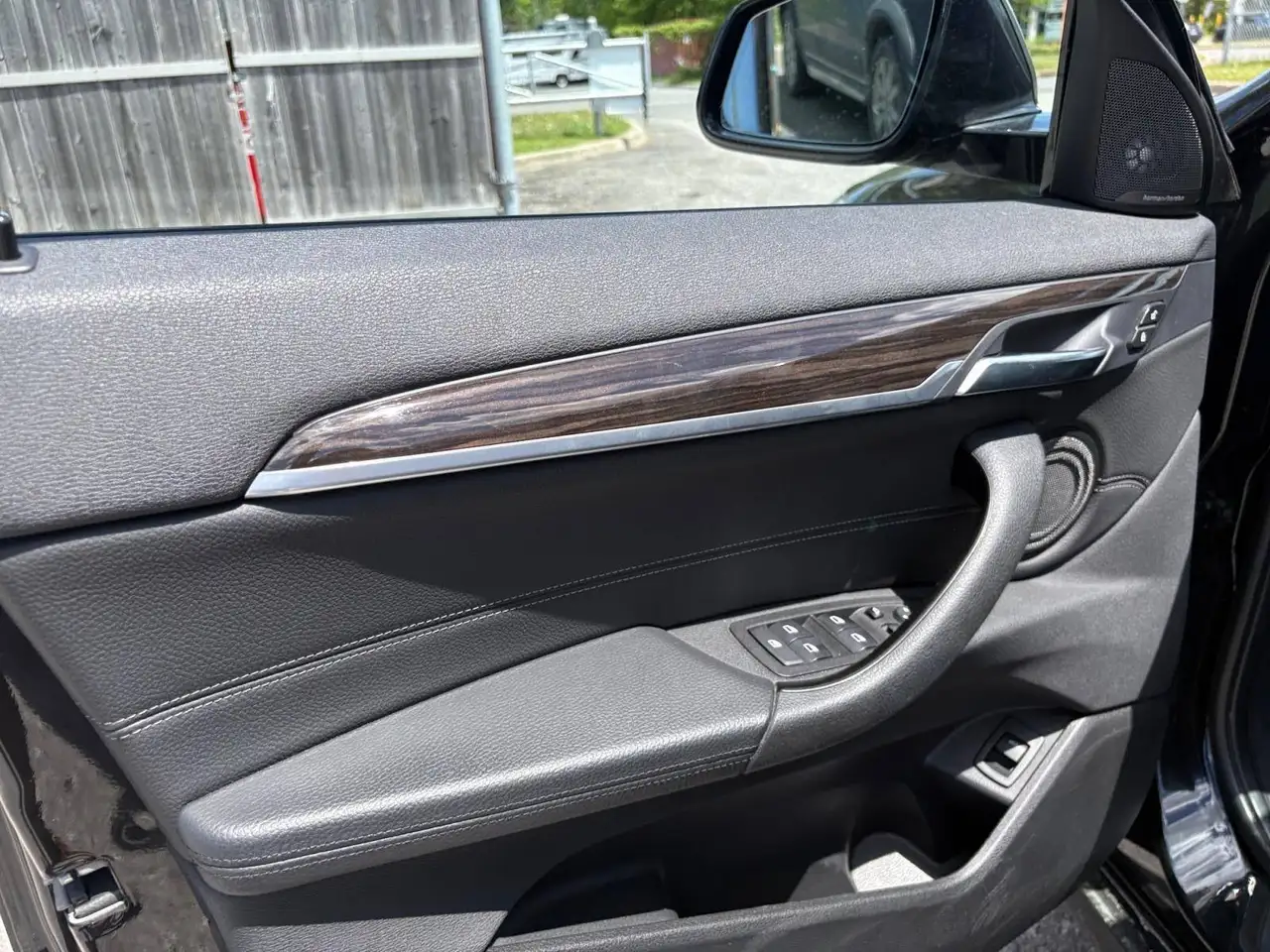 BMW X2 photo BMW X2