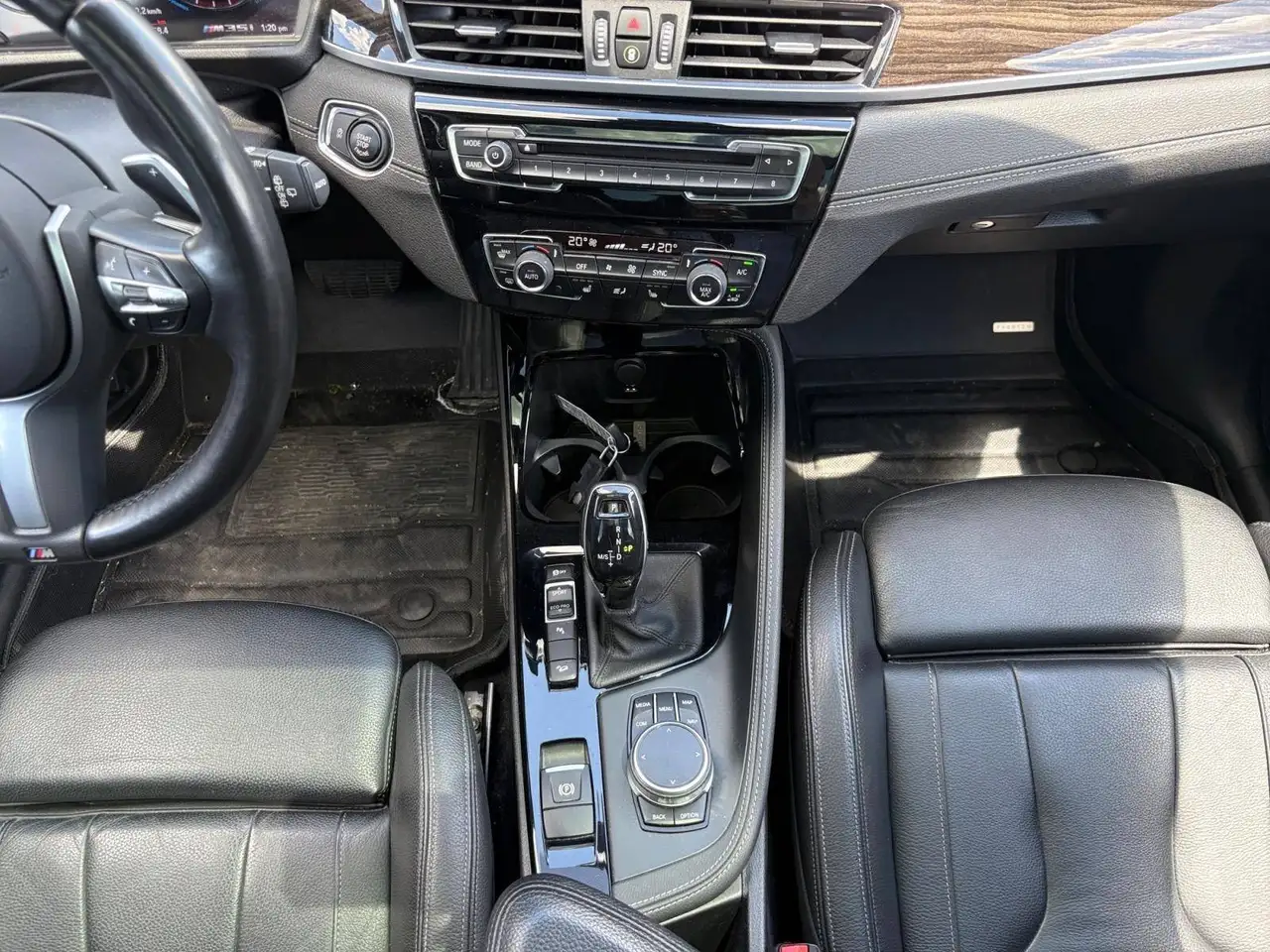 BMW X2 photo BMW X2