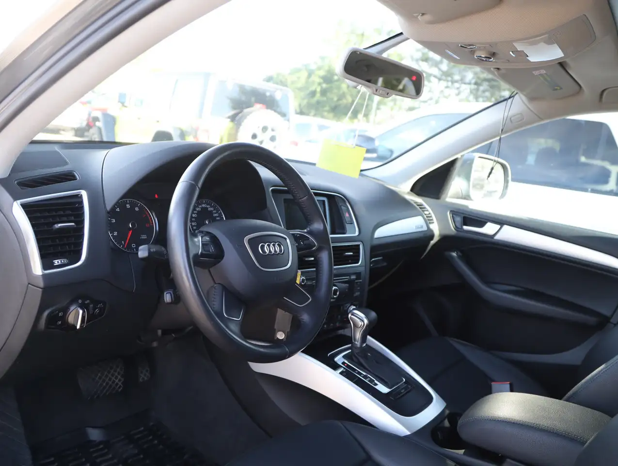 Audi Q5 photo Audi Q5