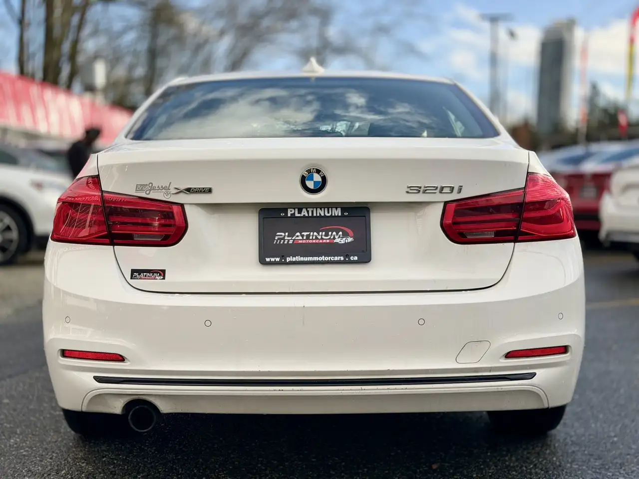 BMW 3 Series снимка BMW 3 Series