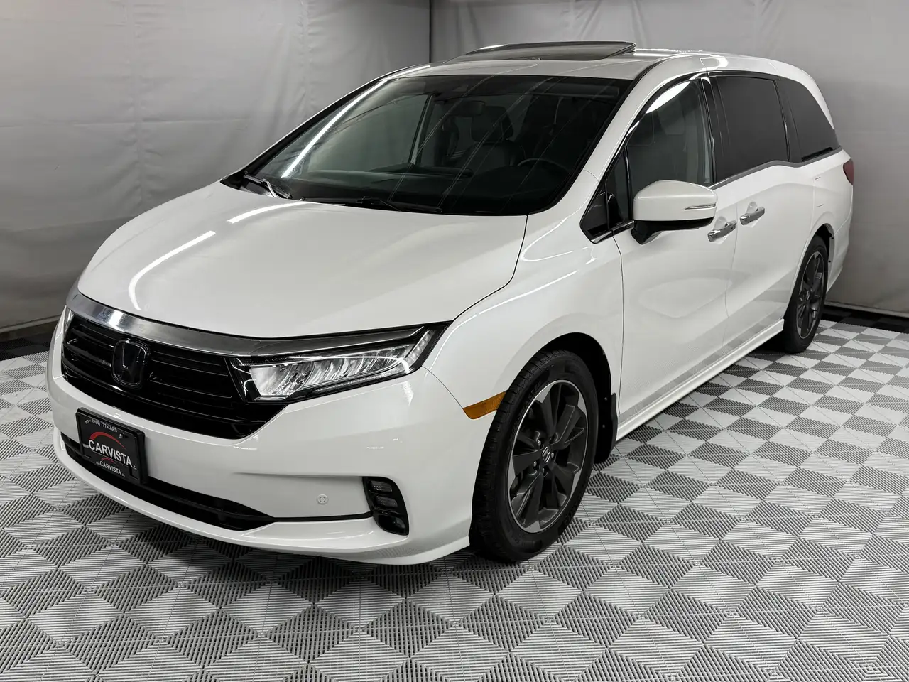 Honda Odyssey снимка Honda Odyssey