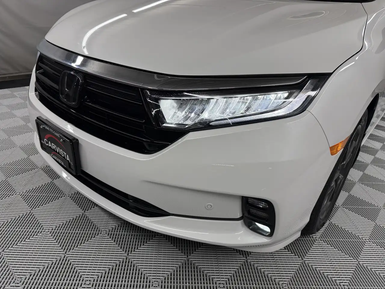 Honda Odyssey снимка Honda Odyssey