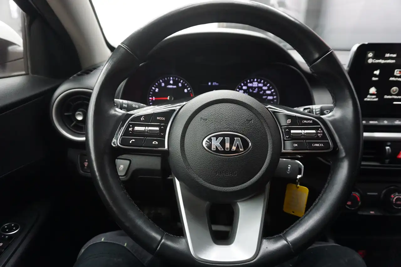 Kia Forte снимка Kia Forte