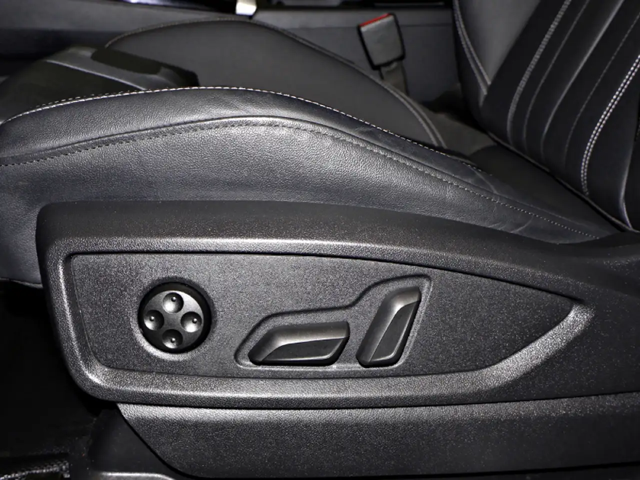 Audi Q5 photo Audi Q5