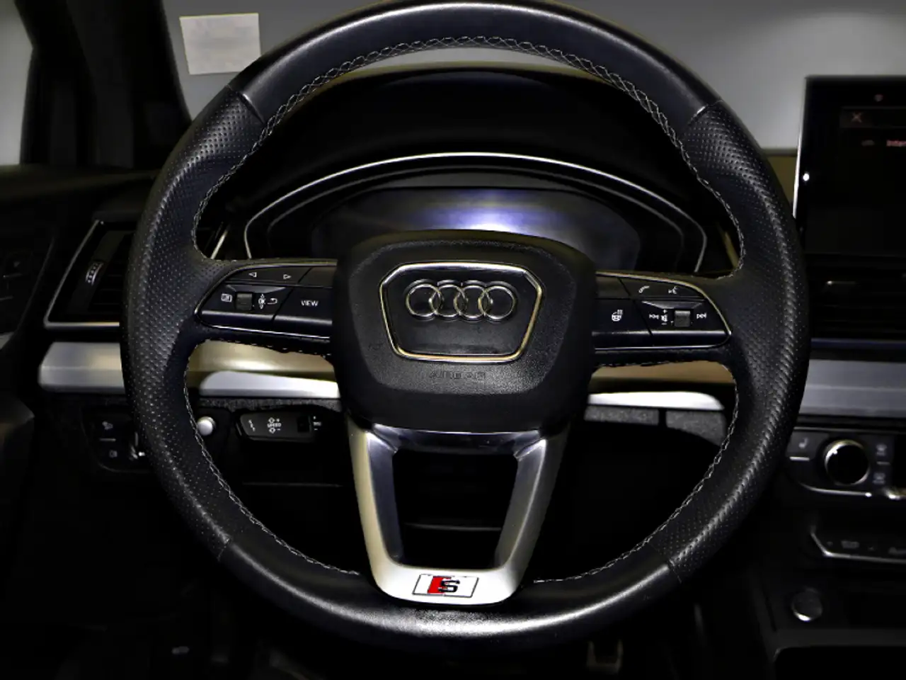 Audi Q5 photo Audi Q5