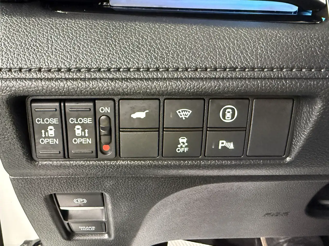 Honda Odyssey снимка Honda Odyssey