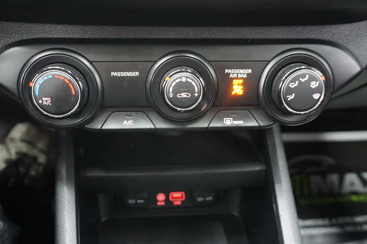 Kia Forte снимка Kia Forte
