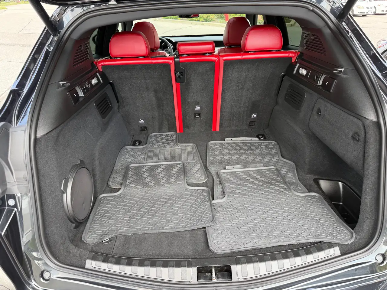 Alfa Romeo Stelvio снимка Alfa Romeo Stelvio
