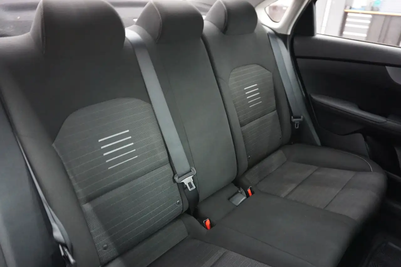 Kia Forte снимка Kia Forte