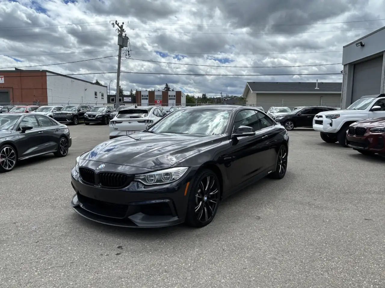 BMW 4 Series photo BMW 4 Series