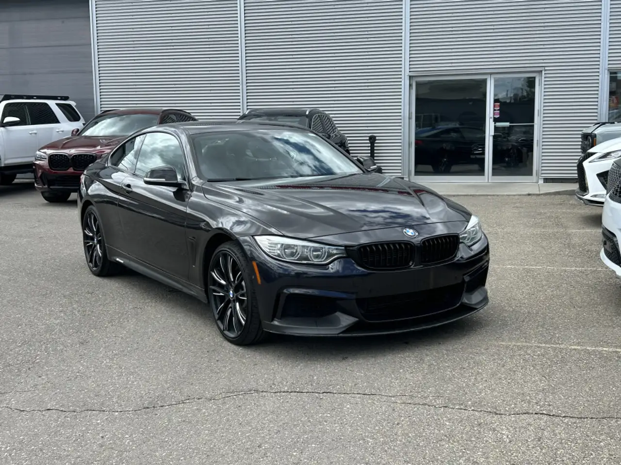 BMW 4 Series photo BMW 4 Series