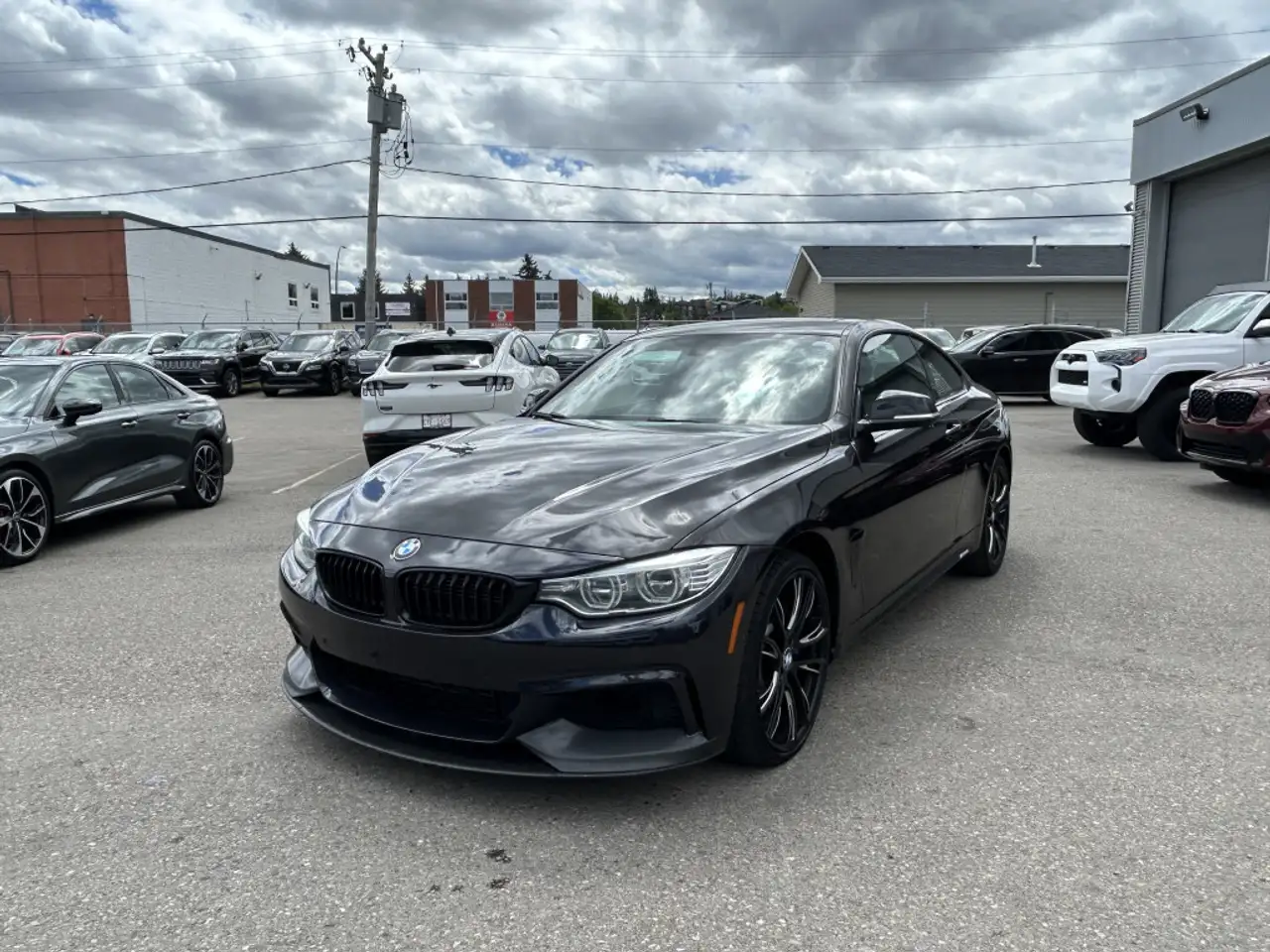 BMW 4 Series photo BMW 4 Series