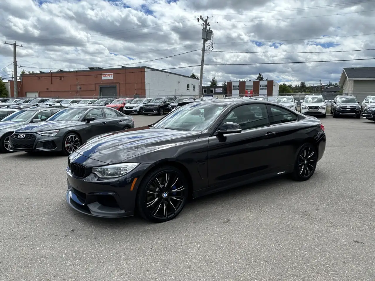 BMW 4 Series photo BMW 4 Series