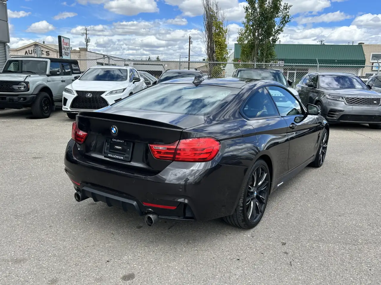 BMW 4 Series photo BMW 4 Series