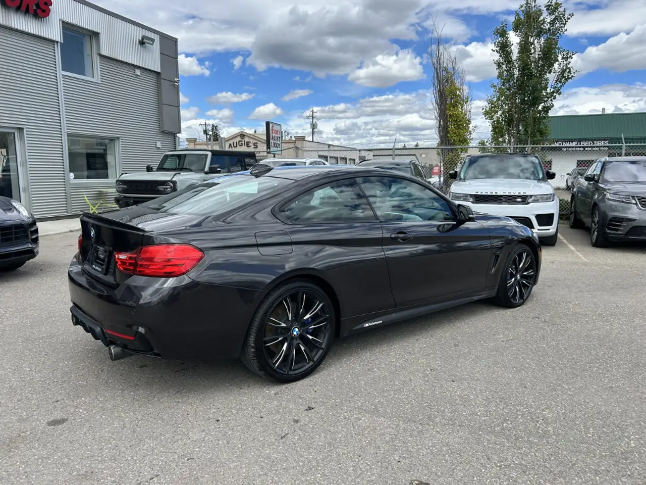BMW 4 Series photo BMW 4 Series