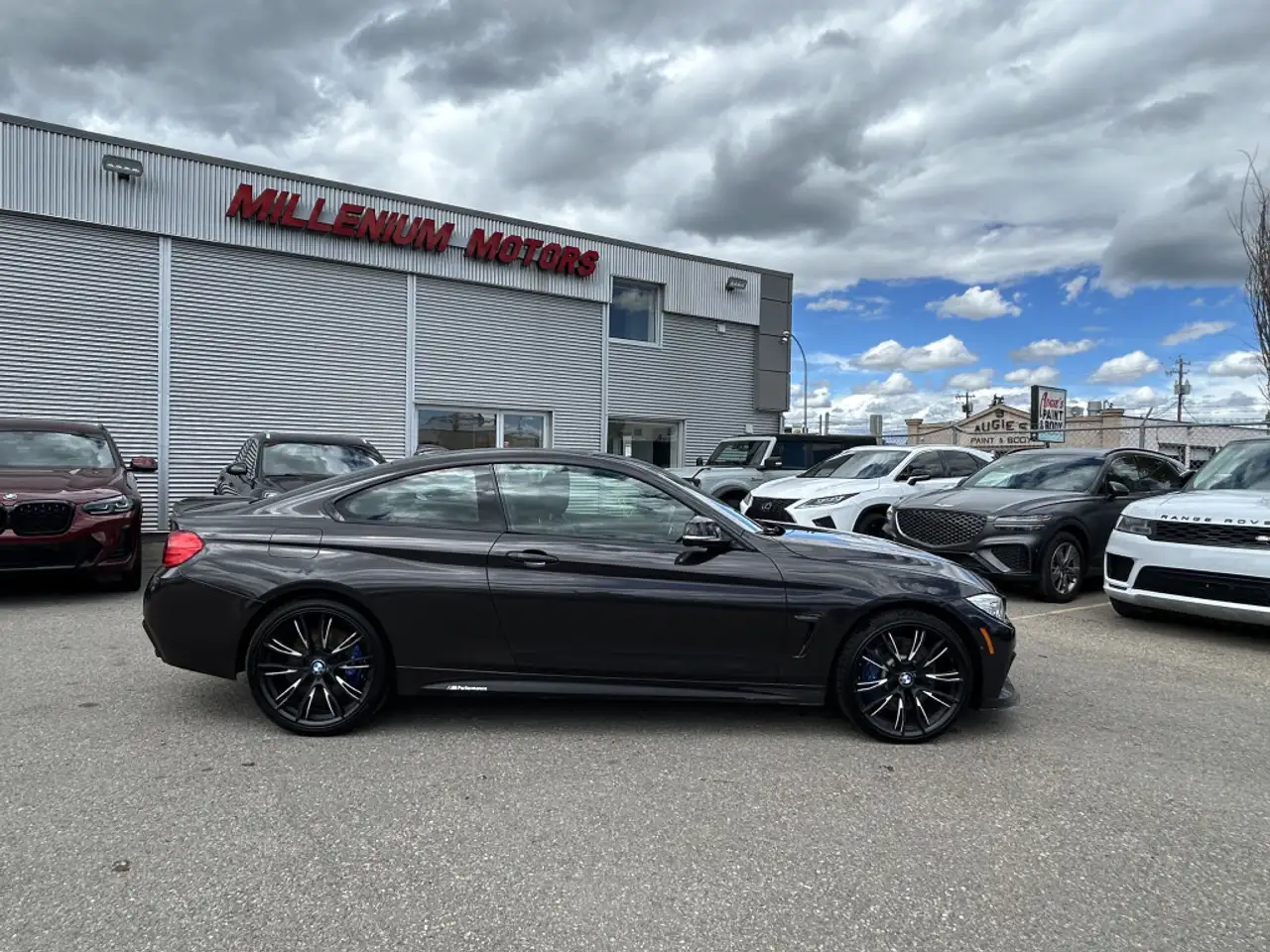 BMW 4 Series photo BMW 4 Series