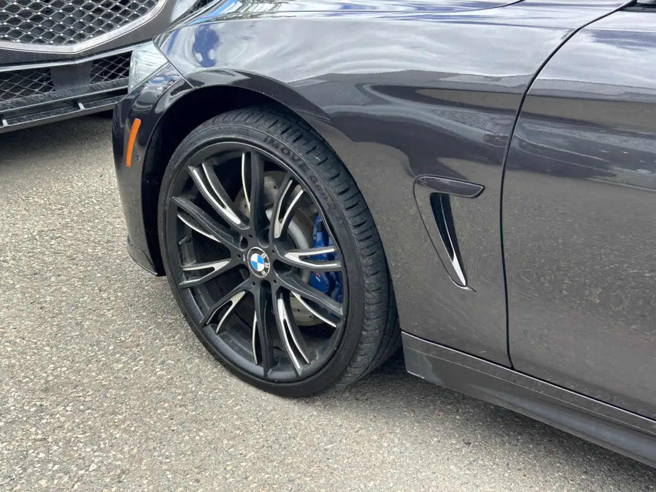 BMW 4 Series photo BMW 4 Series
