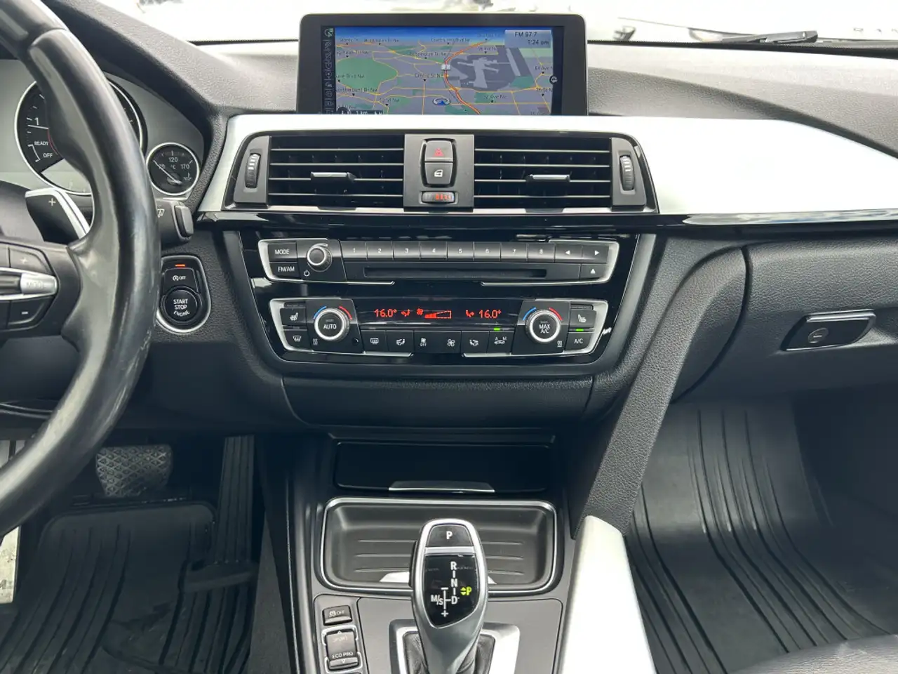 BMW 4 Series photo BMW 4 Series