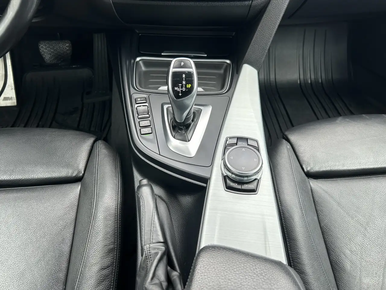 BMW 4 Series photo BMW 4 Series