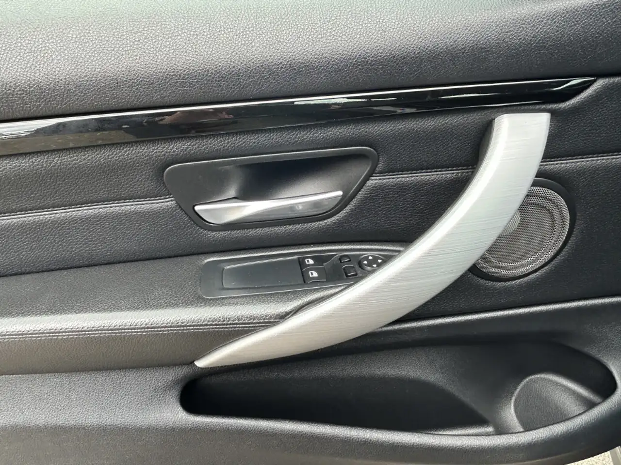 BMW 4 Series photo BMW 4 Series