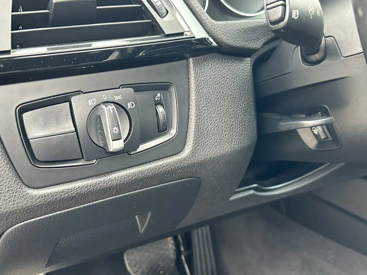 BMW 4 Series photo BMW 4 Series