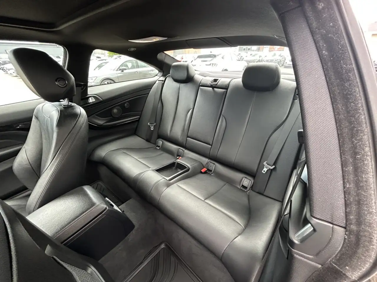 BMW 4 Series photo BMW 4 Series