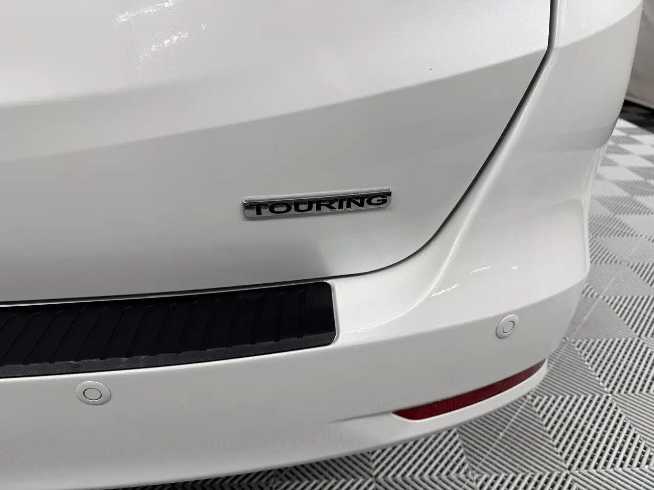 Honda Odyssey снимка Honda Odyssey