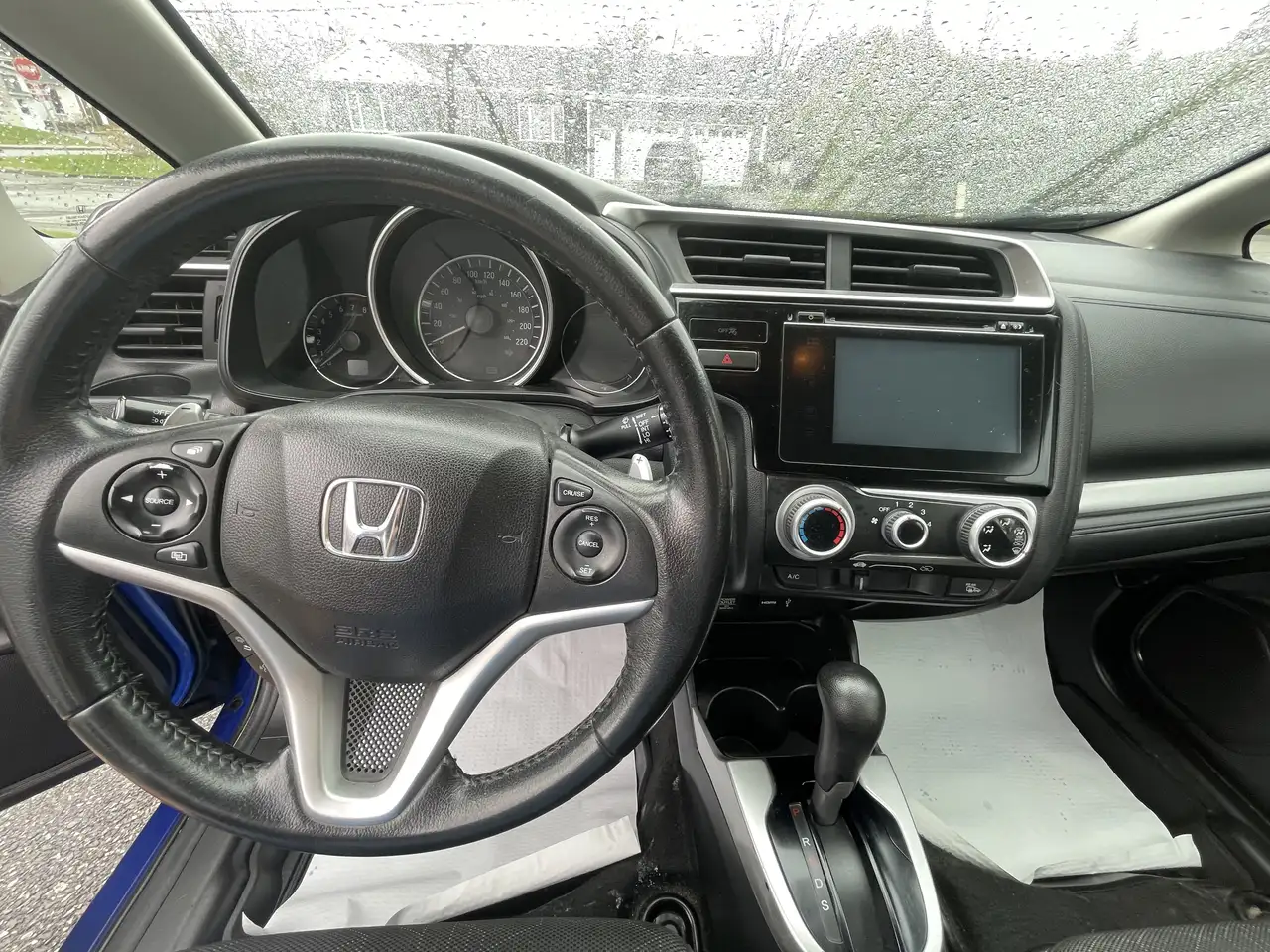 Honda Fit снимка Honda Fit