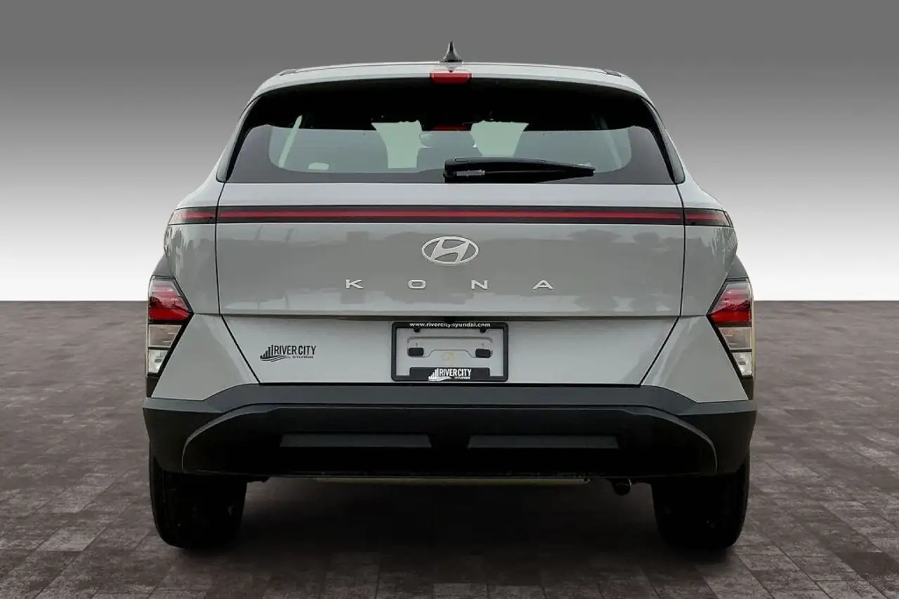 Hyundai KONA снимка Hyundai KONA