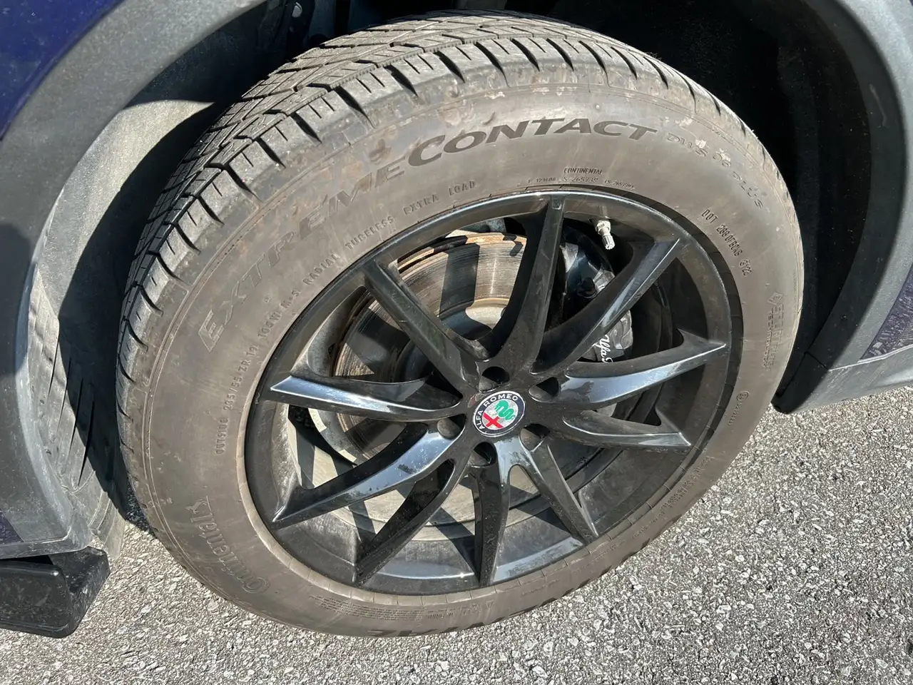 Alfa Romeo Stelvio снимка Alfa Romeo Stelvio