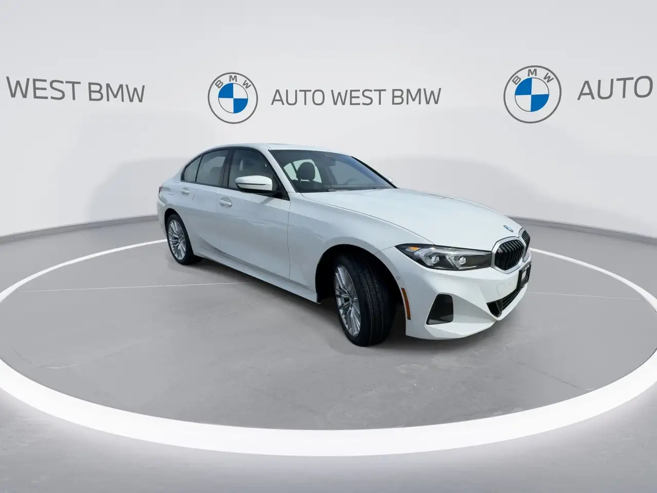 BMW 3 Series photo BMW 3 Series