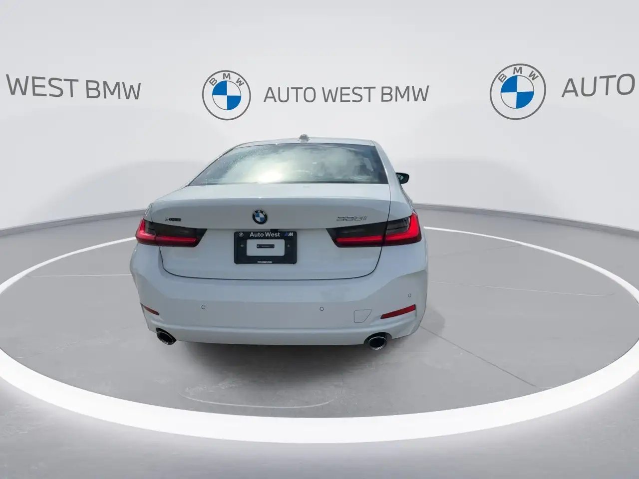 BMW 3 Series photo BMW 3 Series