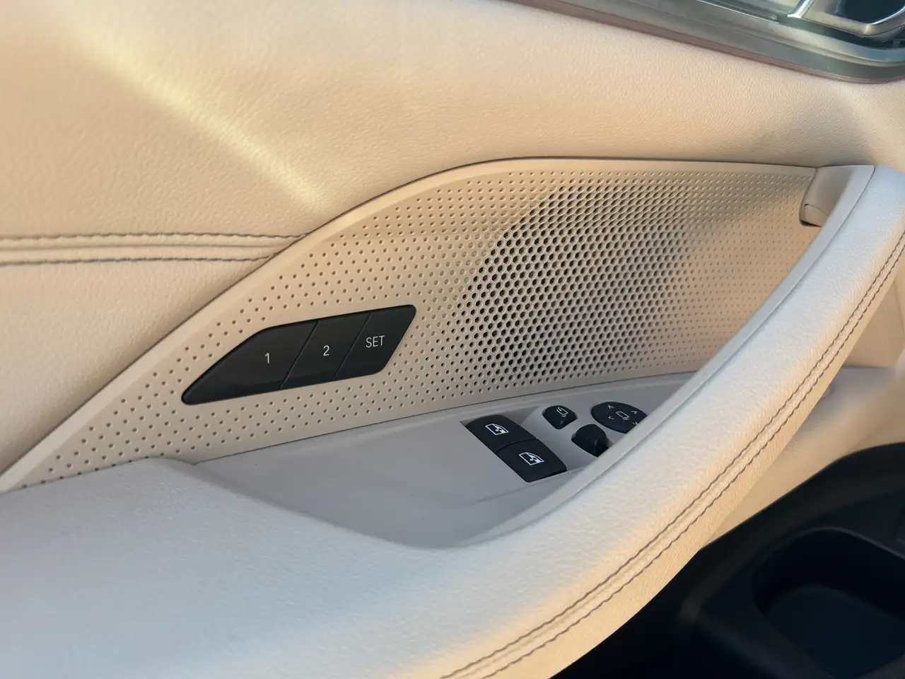 BMW 4 Series снимка BMW 4 Series