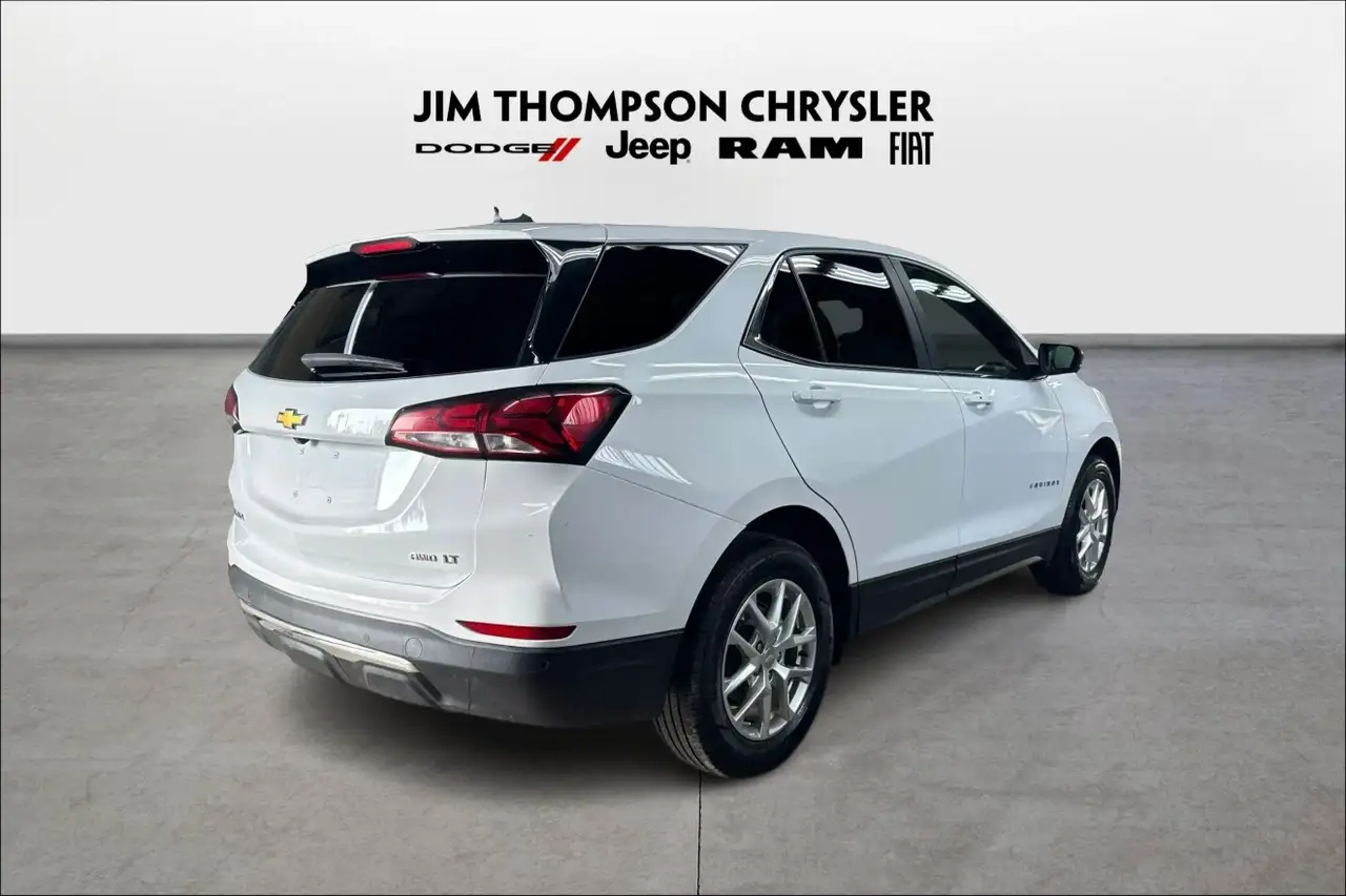 Chevrolet Equinox photo Chevrolet Equinox