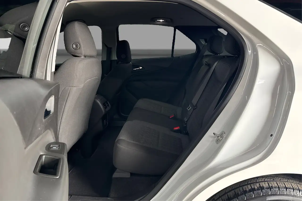 Chevrolet Equinox photo Chevrolet Equinox