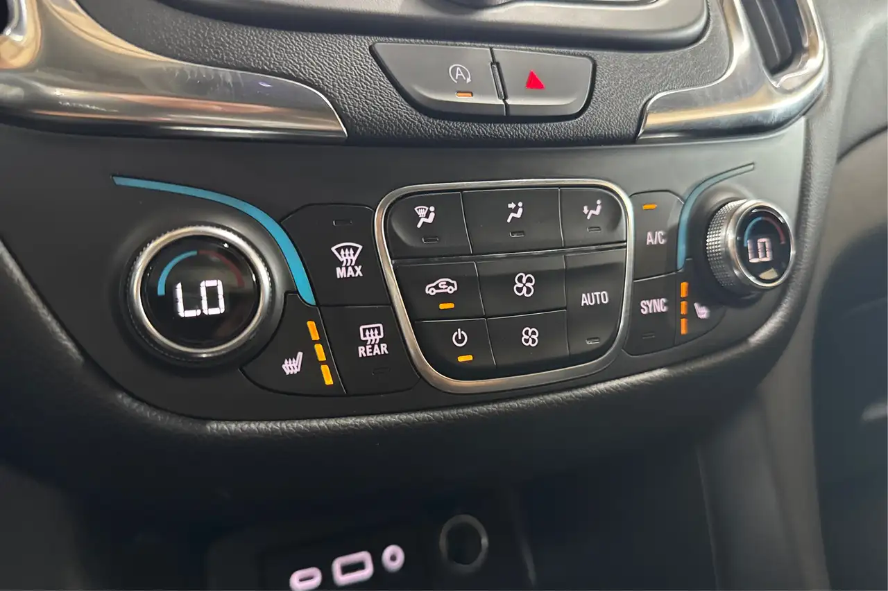 Chevrolet Equinox photo Chevrolet Equinox