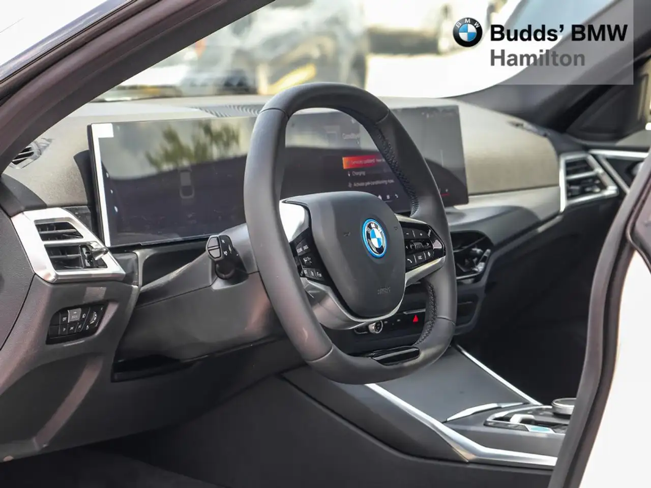 BMW i4 photo BMW i4