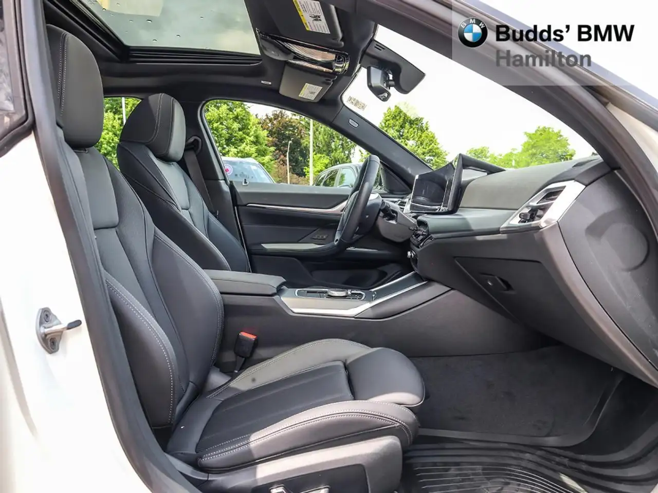 BMW i4 photo BMW i4