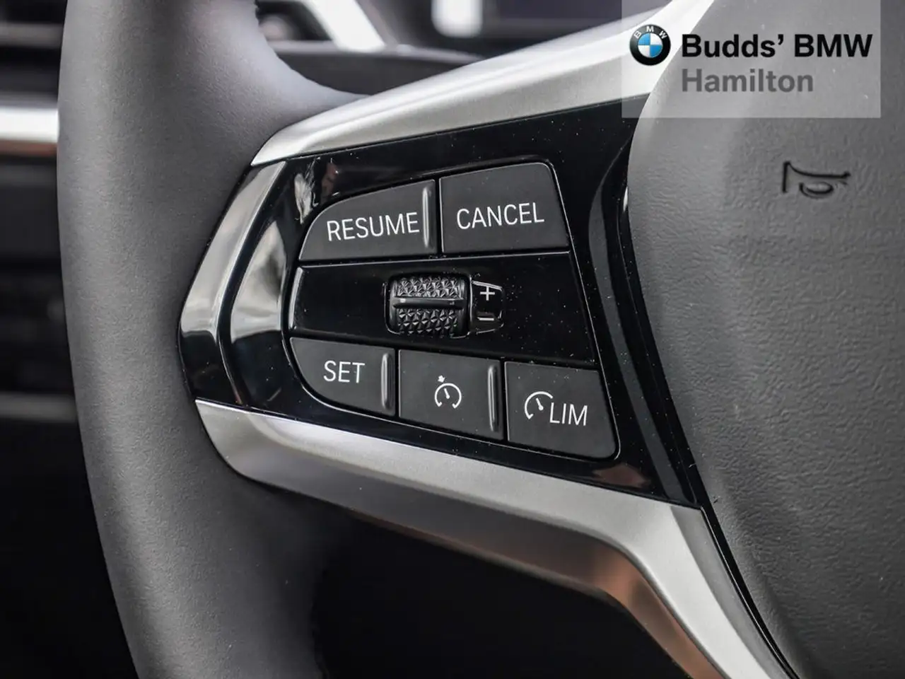 BMW i4 photo BMW i4
