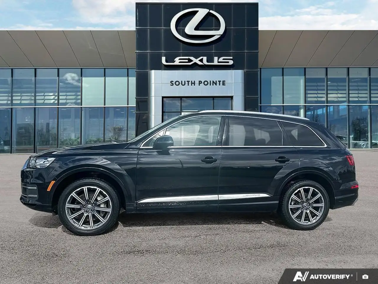 Audi Q7 photo Audi Q7