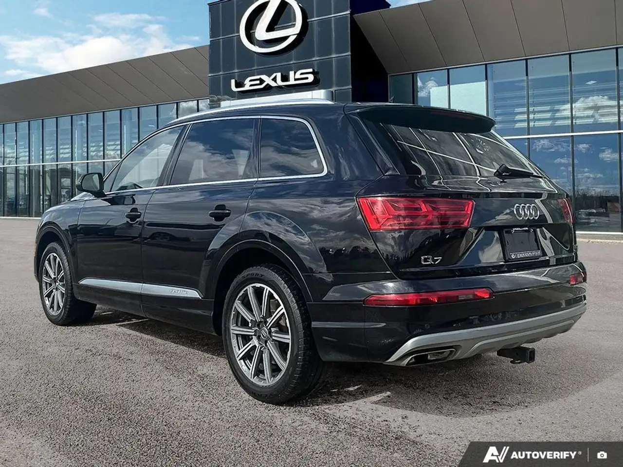 Audi Q7 photo Audi Q7