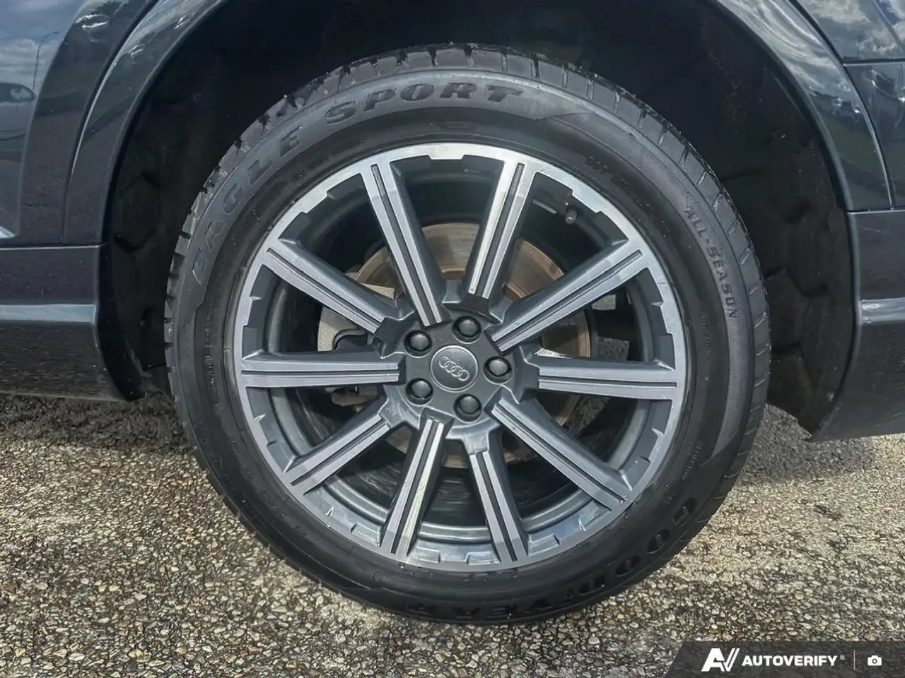 Audi Q7 photo Audi Q7