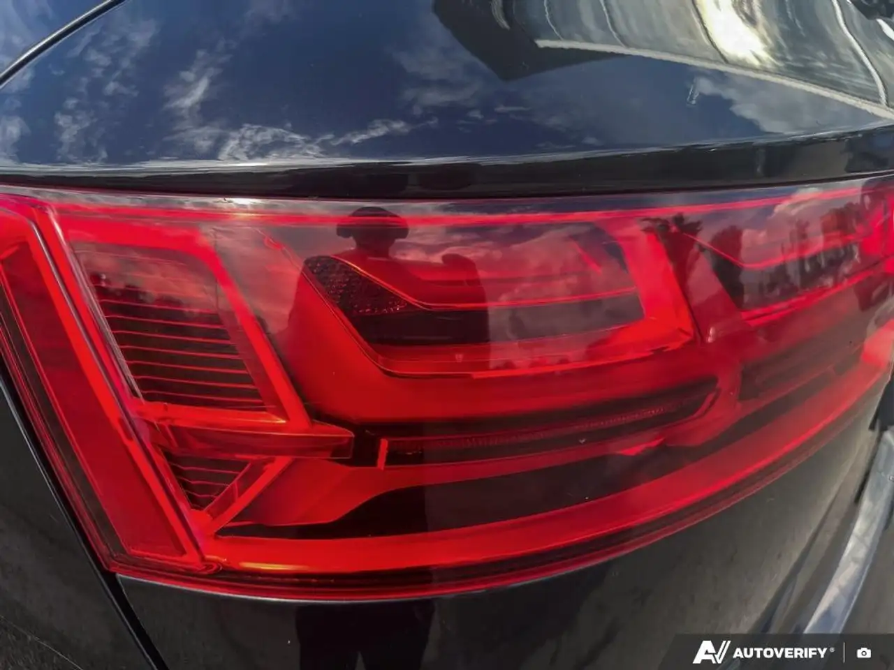 Audi Q7 photo Audi Q7