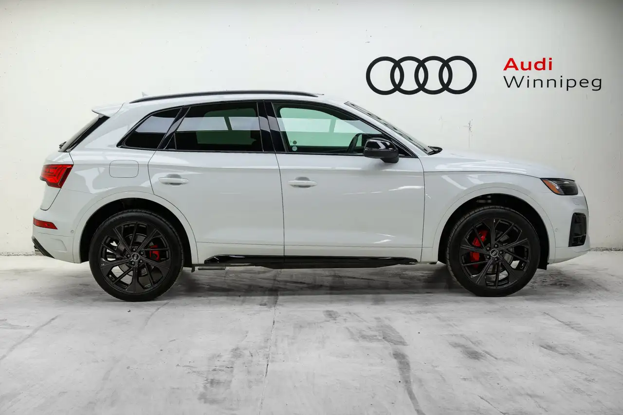 Audi SQ5 снимка Audi SQ5