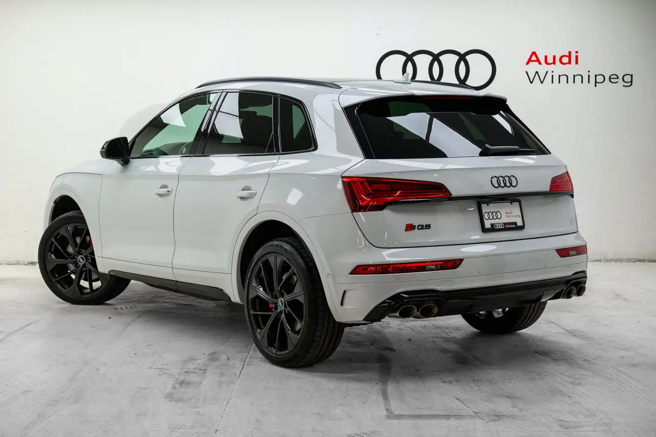 Audi SQ5 снимка Audi SQ5