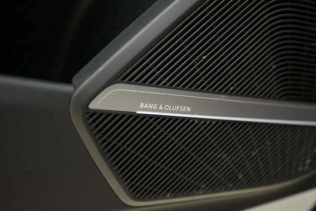 Audi SQ5 снимка Audi SQ5