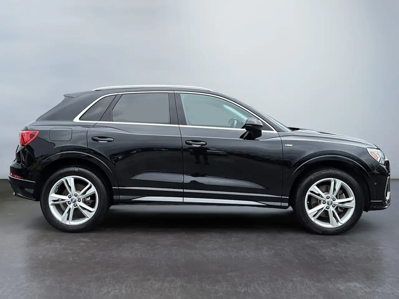 Audi Q3 fotografie Audi Q3