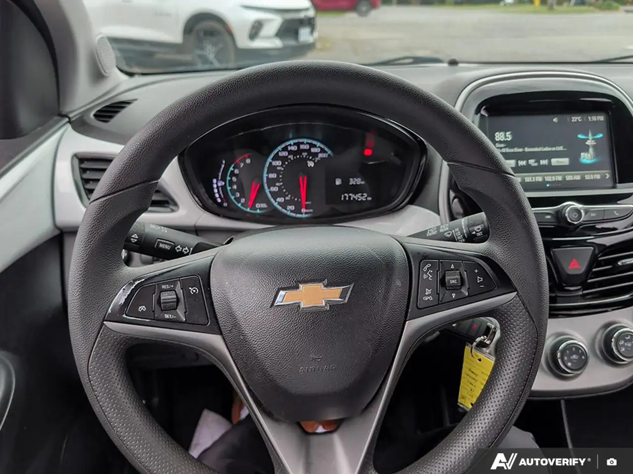 Chevrolet Spark photo Chevrolet Spark