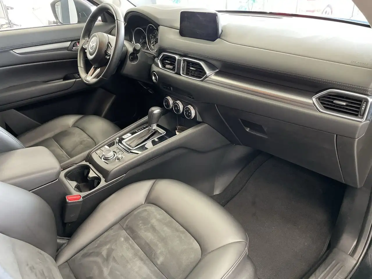 Mazda CX-5 снимка Mazda CX-5