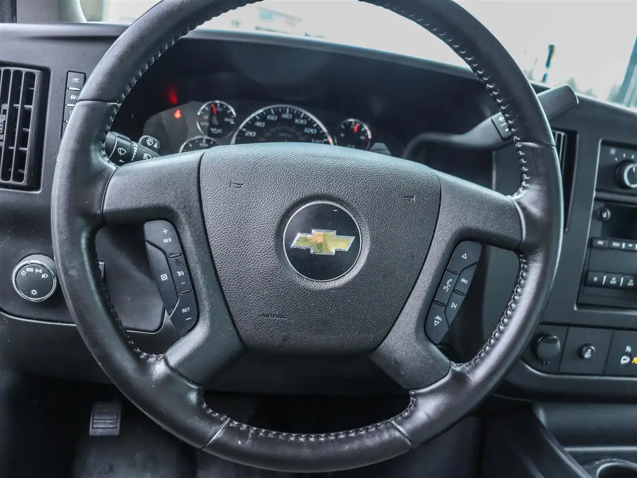 Chevrolet Express photo Chevrolet Express